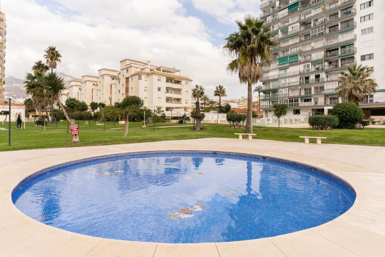 Апартаменты Mi Casa De La Playa -Estudio Frente Al Mar- Бенальмадена Экстерьер фото
